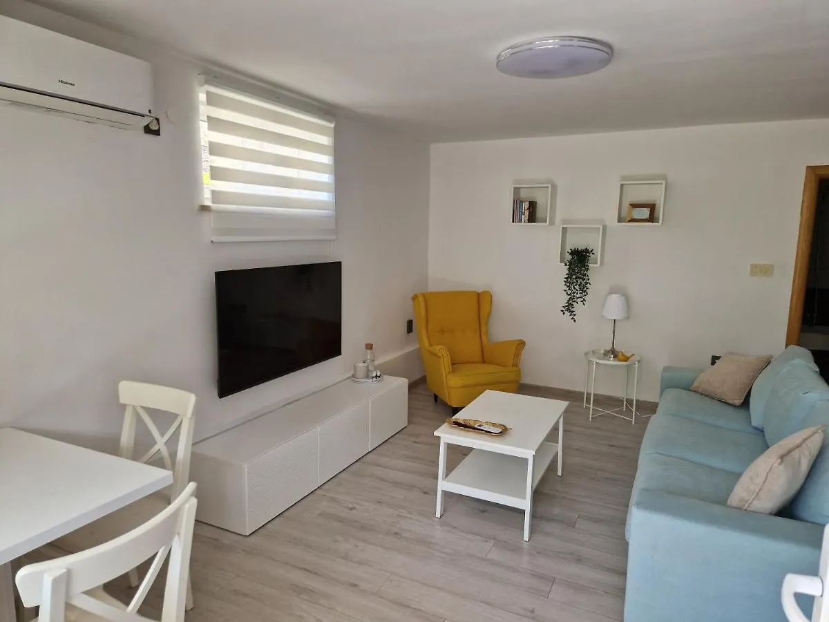 Apartman Jurjevic Krk Town 0*,  Croatia